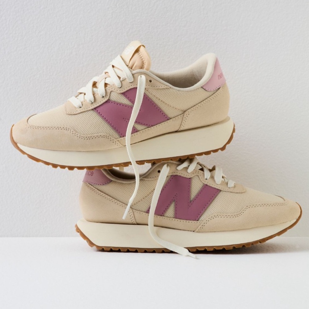 NEW BALANCE 237 SNEAKERS